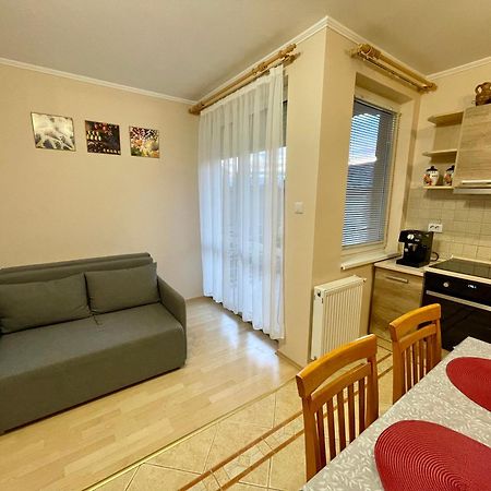 Marta Apartman Hajdúszoboszló 外观 照片