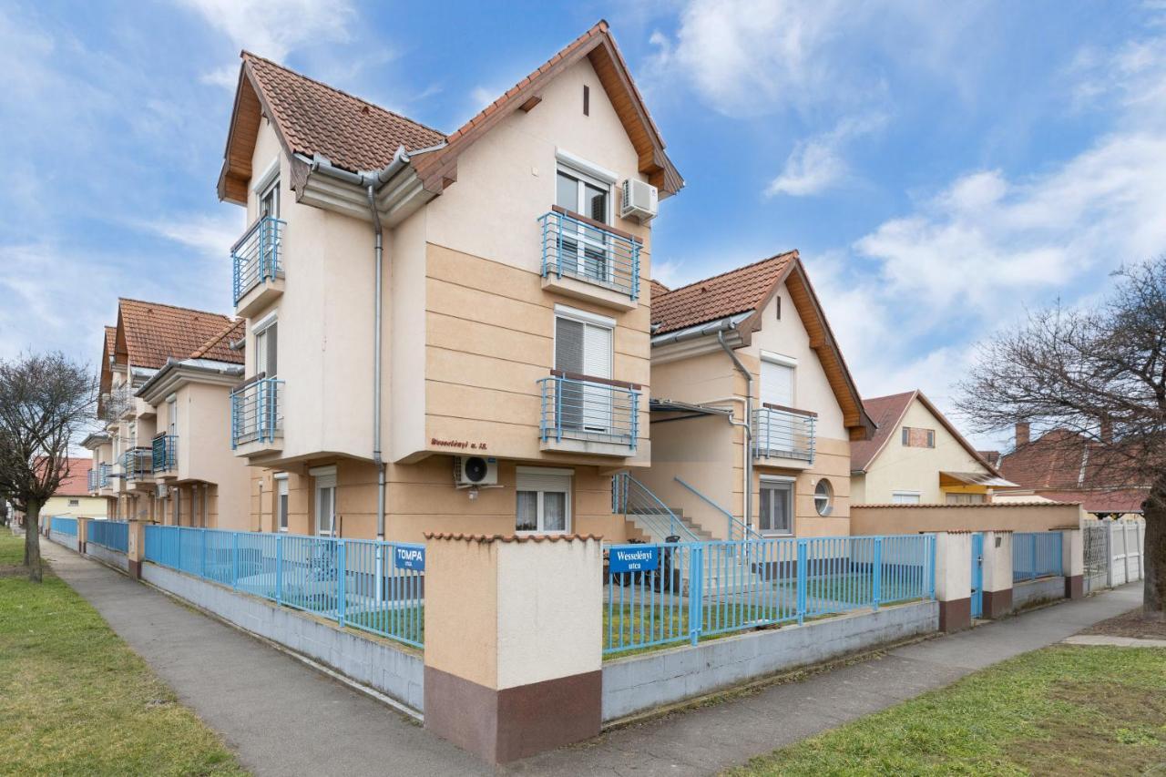 Marta Apartman Hajdúszoboszló 外观 照片